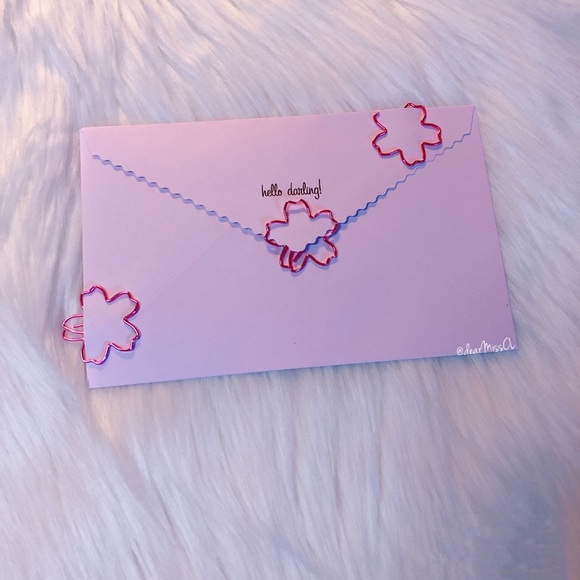 Paper Crane Co. Other - Sakura Cherry Blossom Pink Paper Clips (Set of 5)